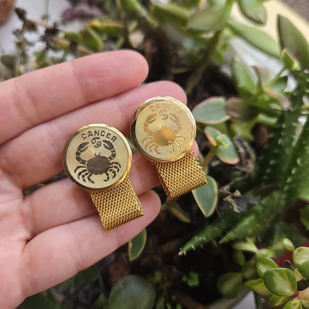 Vintage Gold Zodiac Cancer Astrological Crab Round Cuff Links
